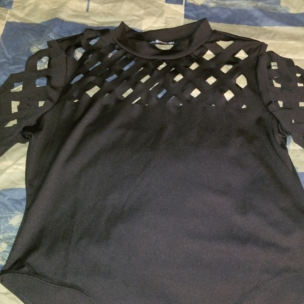 Black show and tell bodysuit sz 2x